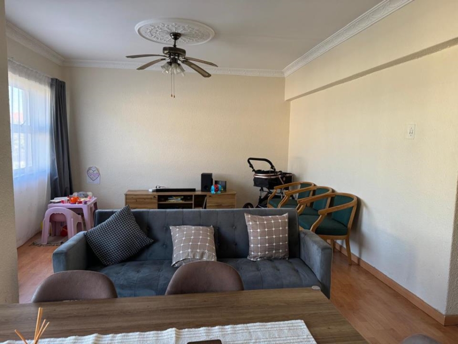 2 Bedroom Property for Sale in Kenilworth Western Cape